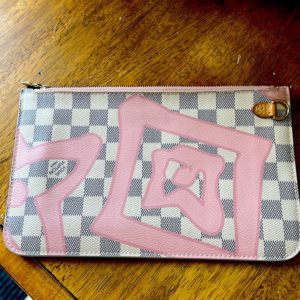 Louis Vuitton Tahitianne Pouch